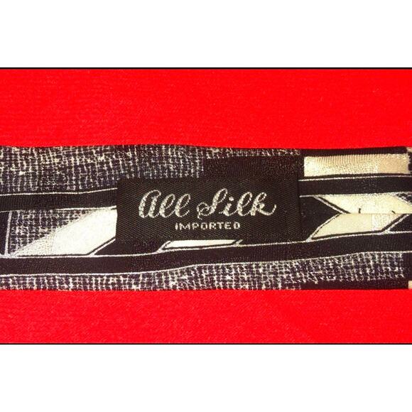 NWT Fellini Designer All Silk Italian Art Deco Black Tie - Picture 4 of 5
